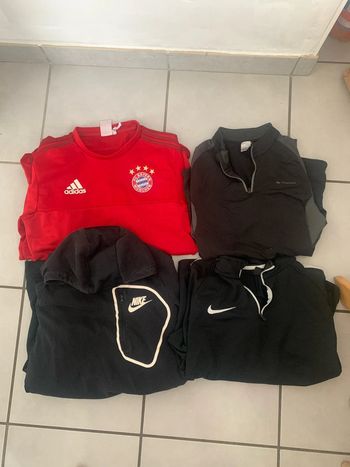 Lot pull de marque