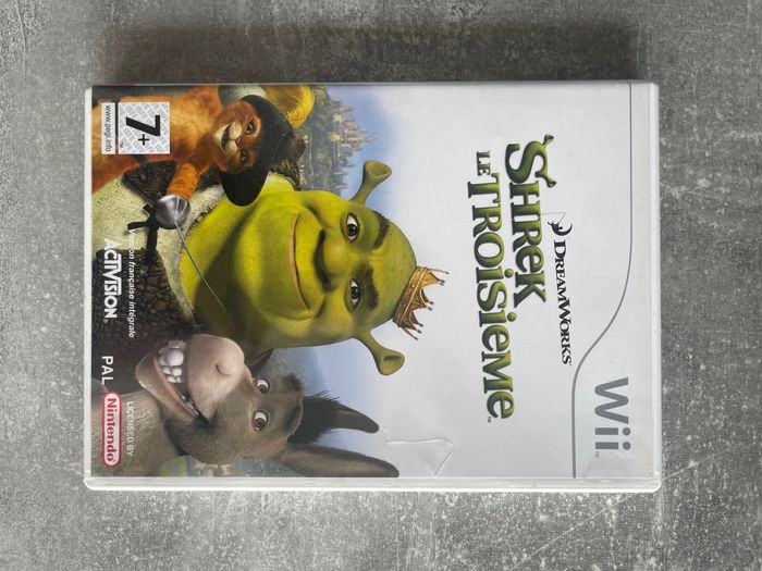 Jeu pour Nintendo Wii, Shrek le troisième, en français.