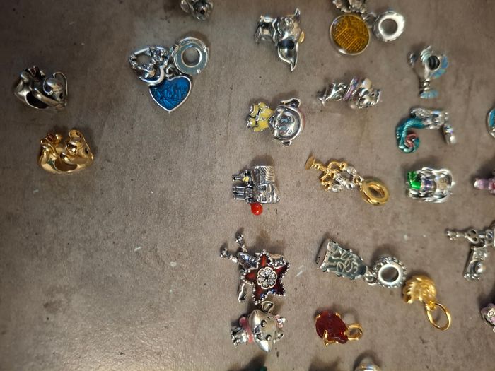 Diverses charms Disney pour bos bracelets pandora - photo numéro 9