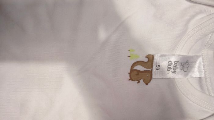 Lot de bodies bébé  taille 0 - 1 mois - photo numéro 4