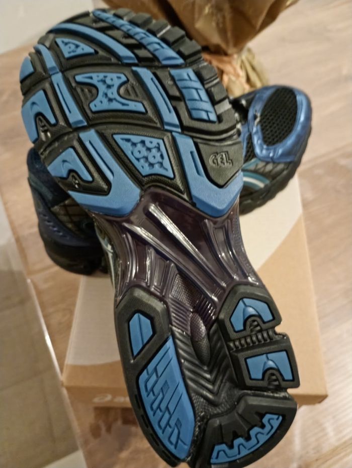 Asics Gel nimbus 10.1 neuves taille 42 - photo numéro 6