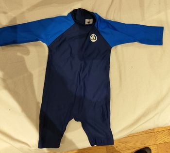 Combinaison piscine uv 12m 74cm petit bateau