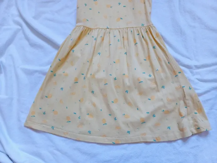 Lot de 2 robes D'été 5 ans - photo numéro 4