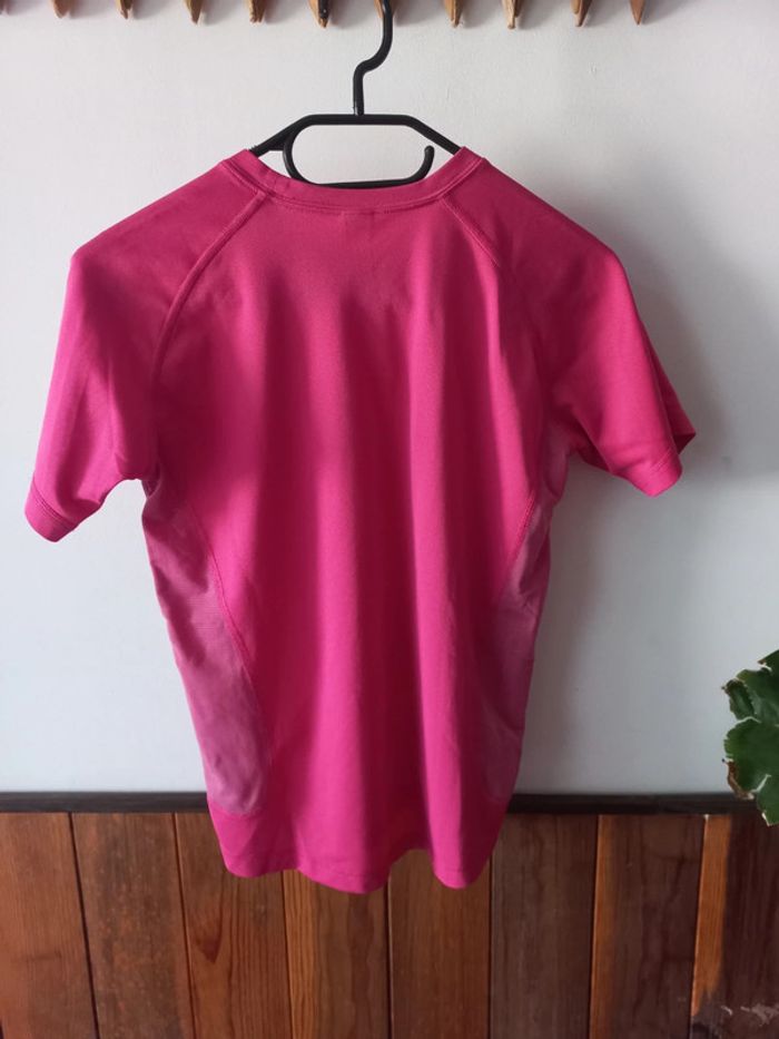 Tee-shirt sport rose - photo numéro 2