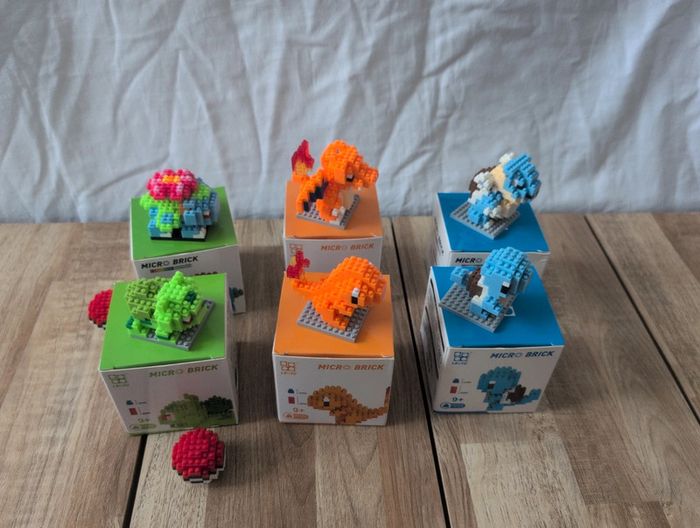 Lot micro brick Pokemon
