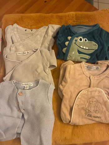 Vêtements 1mois 