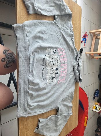 Pull fille  à capuche