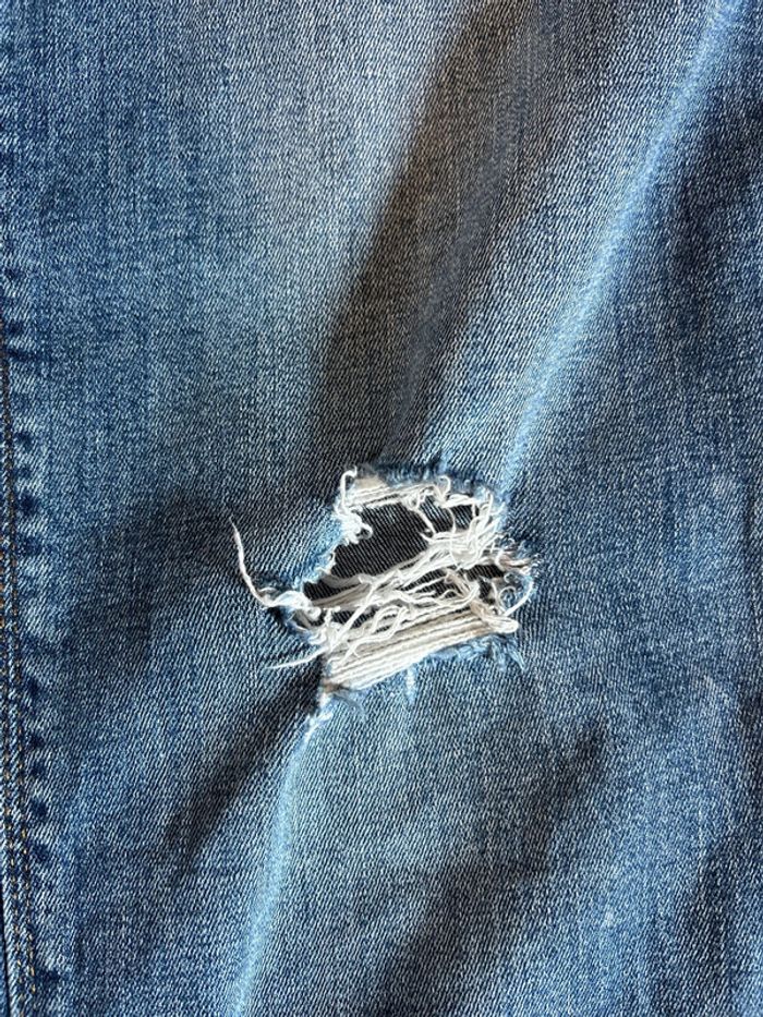 Jean troué slim kiabi taille 48 - photo numéro 3