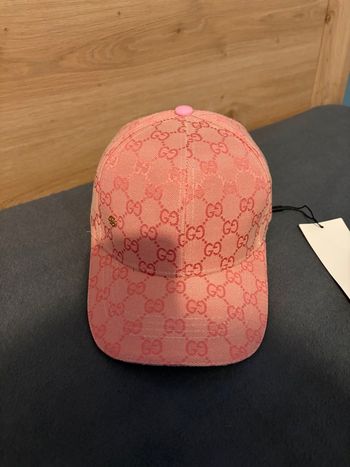 Casquette Gucci rose 
