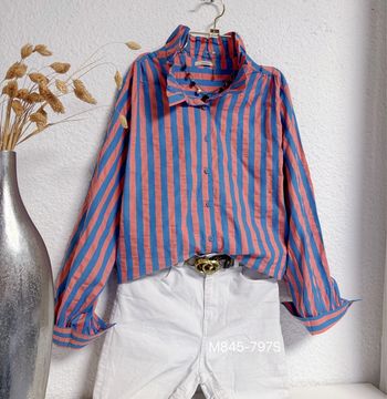 Chemise rouge bleu oversize taille S 🌸