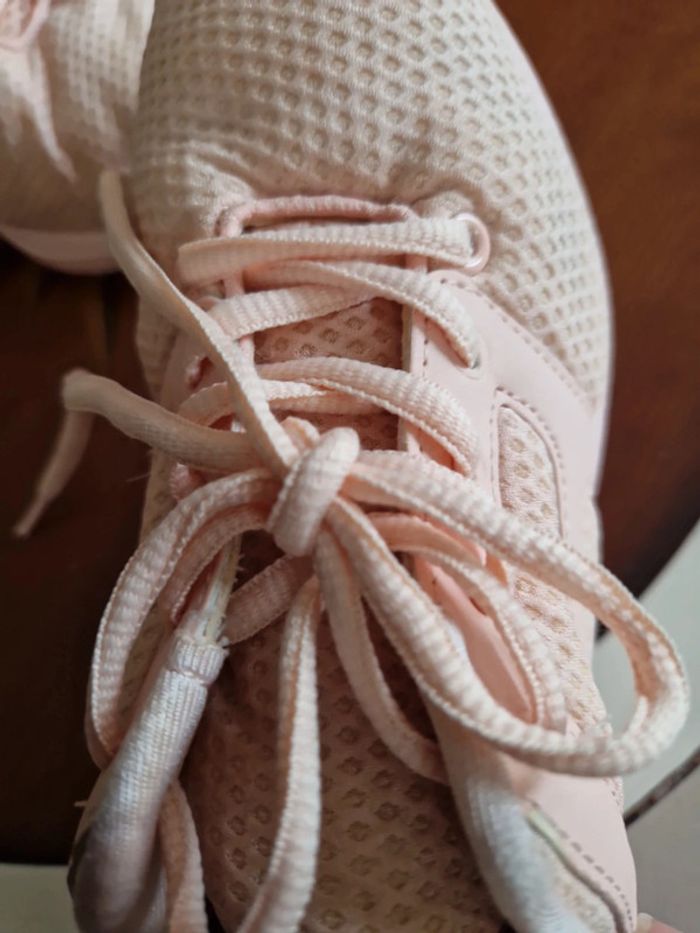 Baskets neuve 🩷 - photo numéro 11