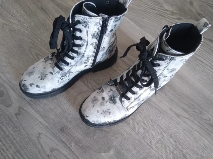Chaussure à fleur femme T35