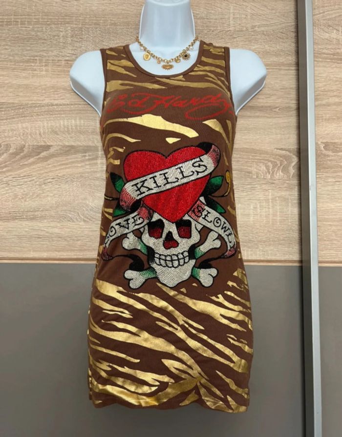 Robe près du corps