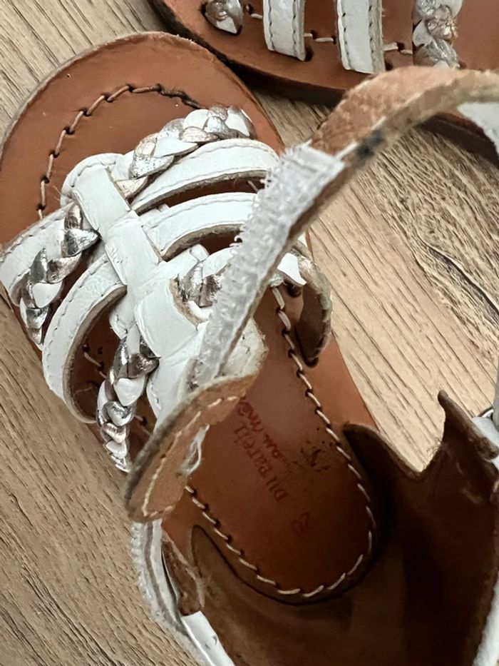 Lot chaussures taille 20 - photo numéro 3