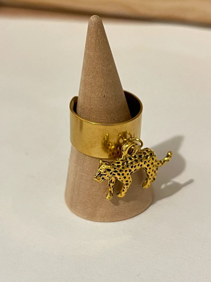 Bague acier inoxydable pendentif léopard - photo numéro 3