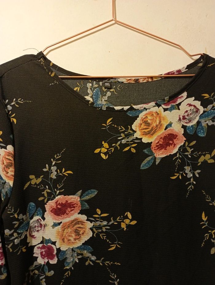Robe fleurie longueur genoux - photo numéro 2