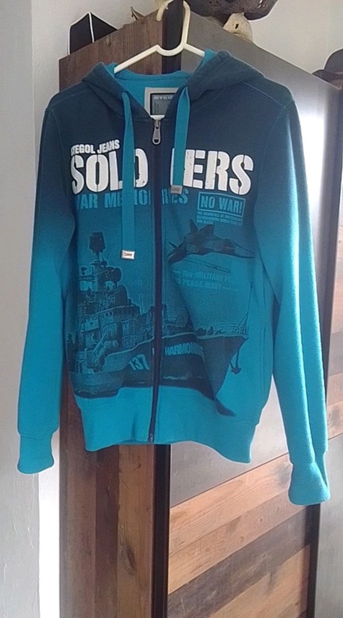Veste à capuche imprimée