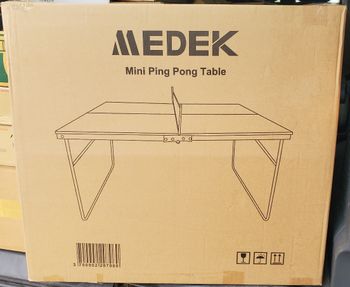 Mini table de Ping-pong.