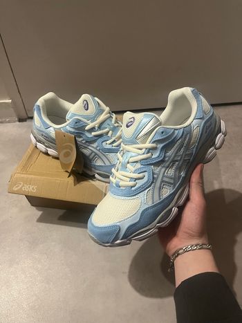 Chaussures basket asics