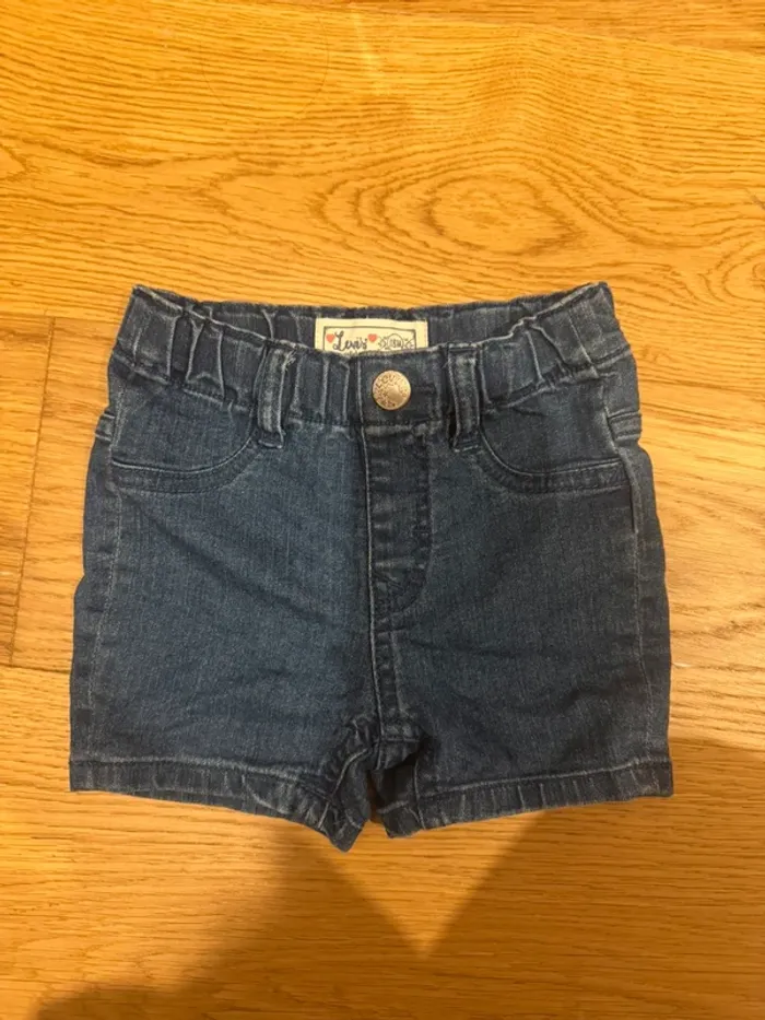 Short Levi’s 18 Mois