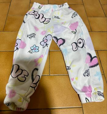 Jogging creme a motif taille 2/3 ans Zara 