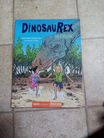 Livre dinosaure