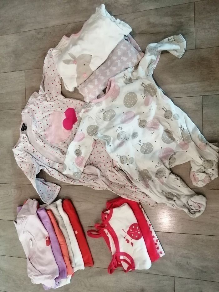 Vêtements fille 12 mois - photo numéro 4