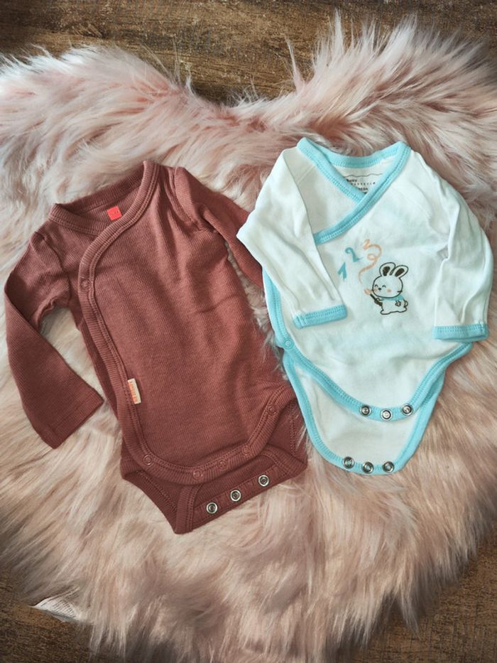 Lot de 2 body naisance