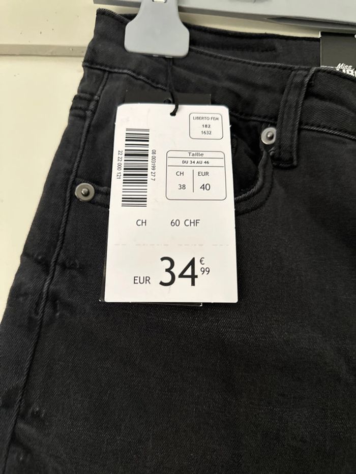 Jean slim - photo numéro 4