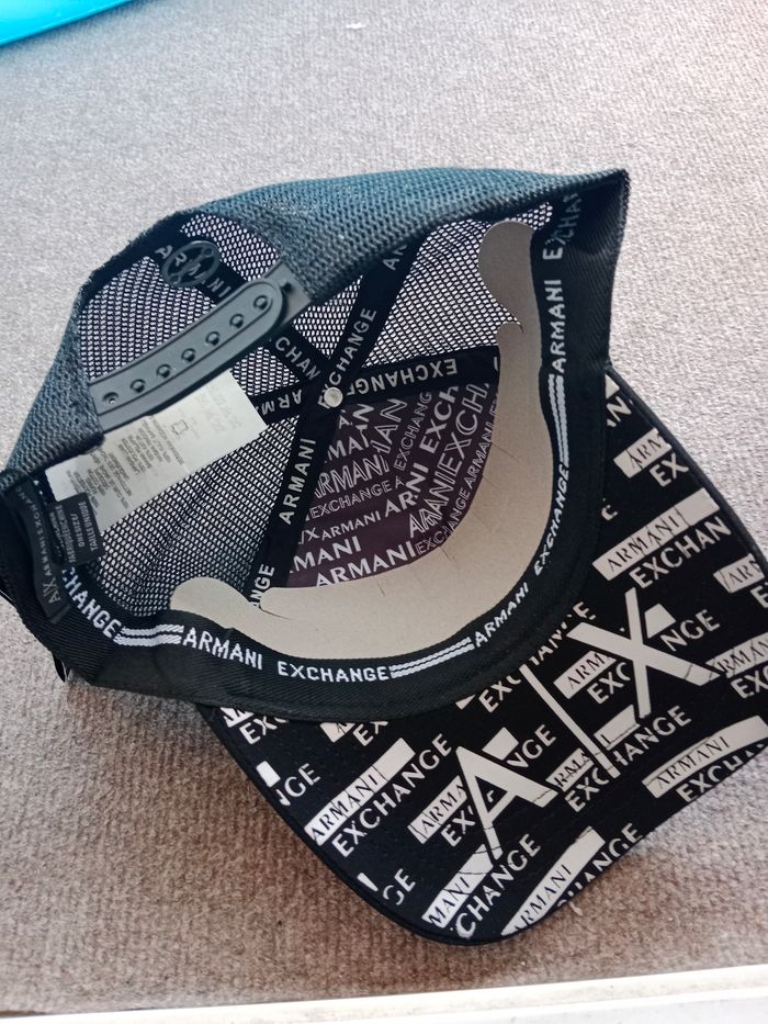 Casquette Armani neuf - photo numéro 6