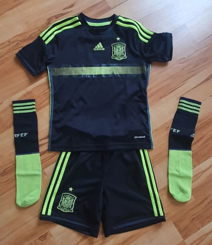 Tenue de foot 10 ans