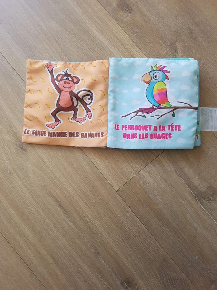 Livre tissu Élio - photo numéro 2