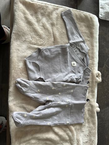 Ensemble Bodie + bas