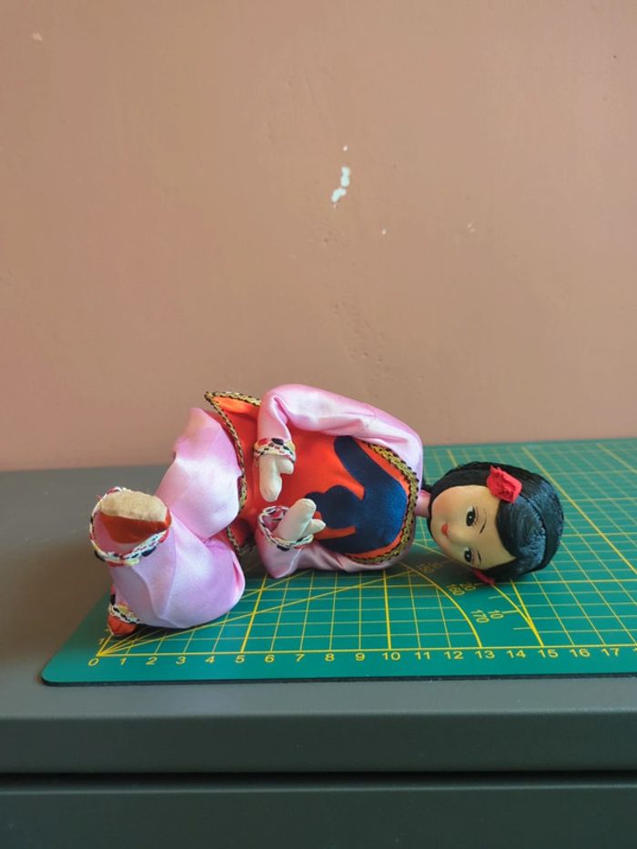 poupée japonaise - photo numéro 5