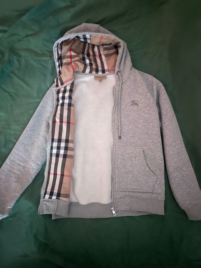 gilets Burberry gris