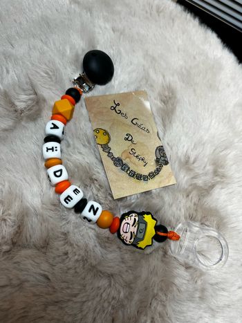 Attache tétine naruto