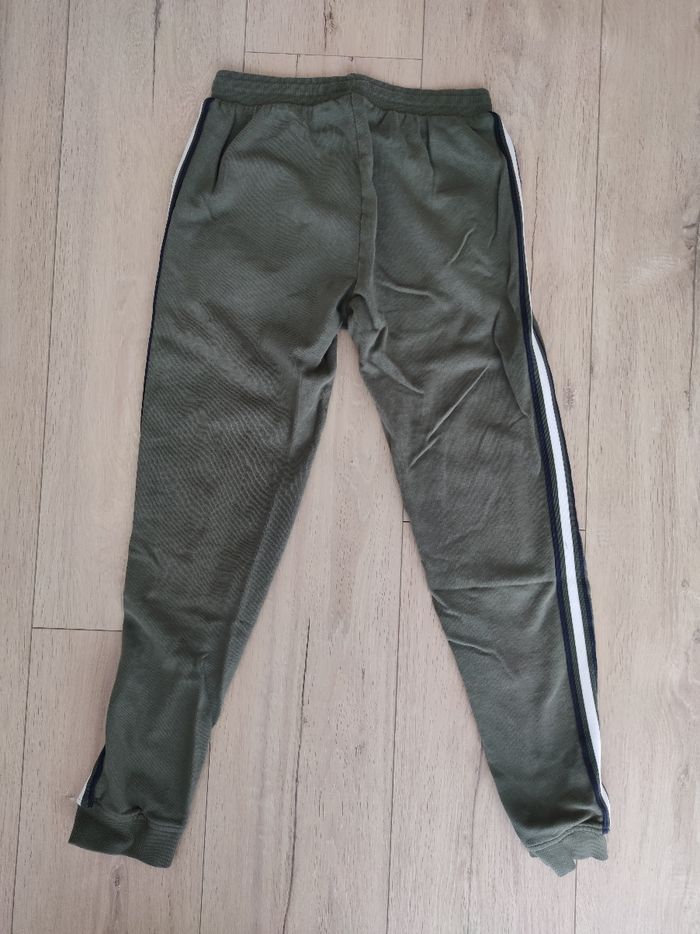 Jogging kaki - photo numéro 4