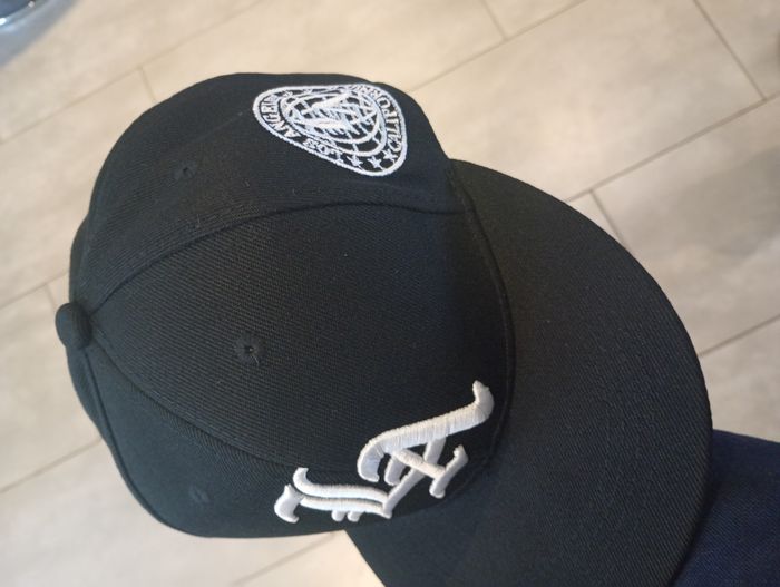 🧢 Casquette noire "LA" logo brodé en relief – Neuve - photo numéro 3