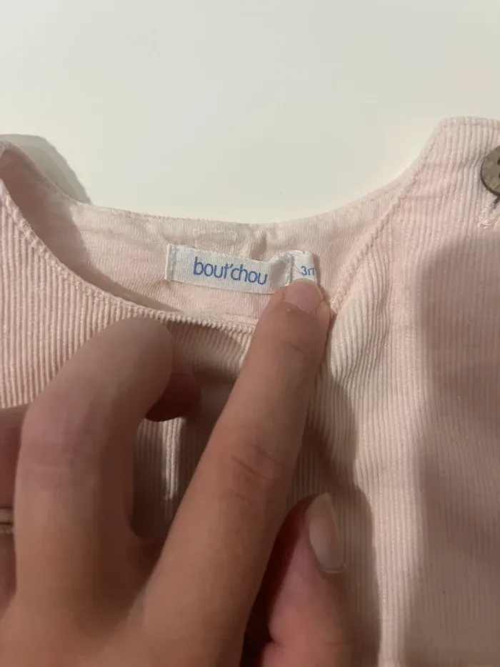 Barboteuse en velours rose poudré – taille 3 mois 💗 - photo numéro 3