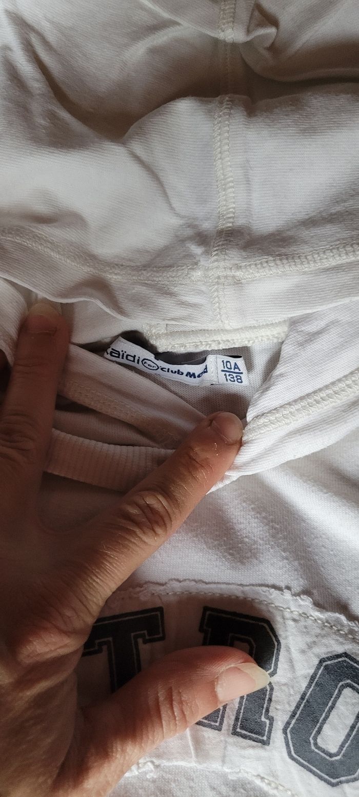 Tee-shirt avec capuche - photo numéro 4