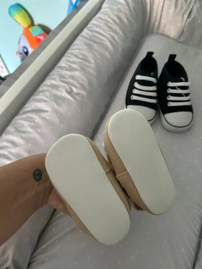 Baskets + sandales - photo numéro 3