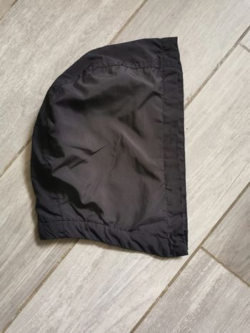 Capuche noire doublure coton gris