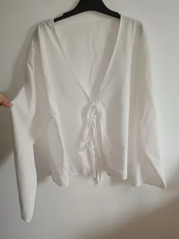 Blouse nœud