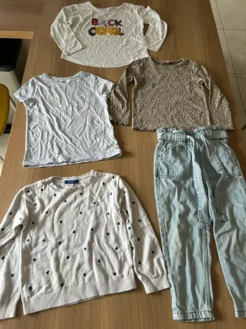 Lot fille 5 ans pour dépanner