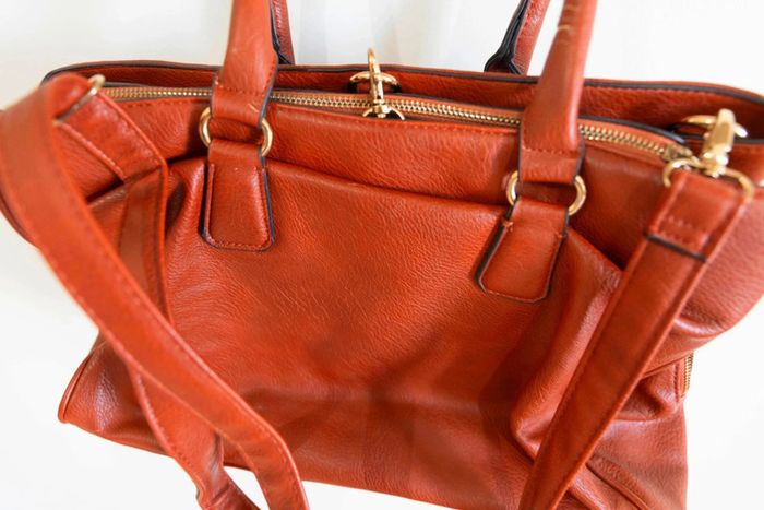 Sac Aldo Cuir marron ( Quelques défauts d'usure) - photo numéro 2