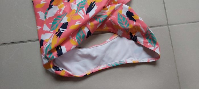 Maillot de bain coqué M - photo numéro 4