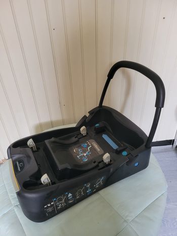 Base auto pour cosy Citi de Bébé Confort