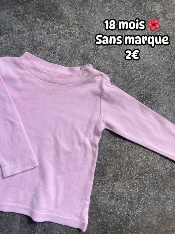 T-shirt 🌺 18 mois 🌺 Sans marque
