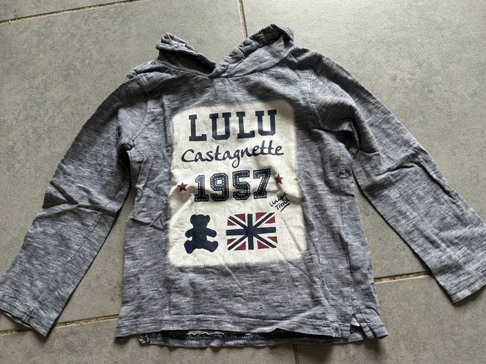 T-shirt