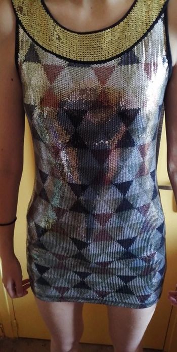 Robe courte devant pailleté
